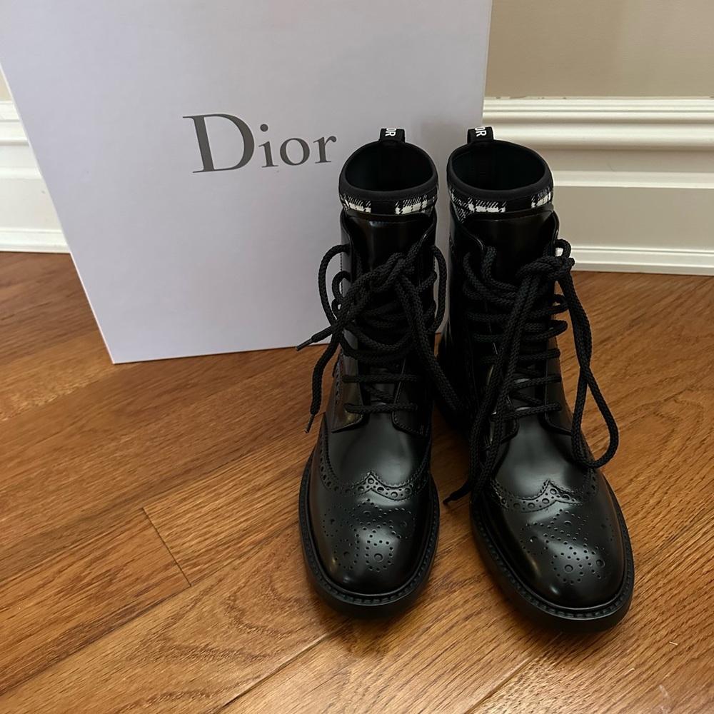 CHRISTIAN DIOR black boots - Picture 2 of 16